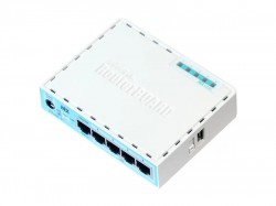 MikroTik hEX RB750Gr3